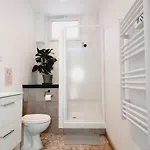 Apartment Via Domitia *