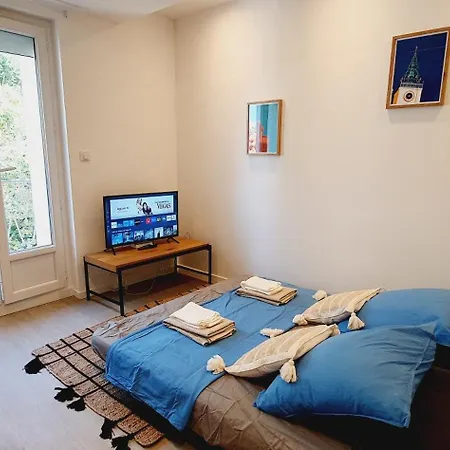 Apartament Via Domitia *