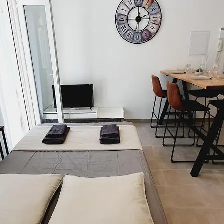 Via Domitia Apartament