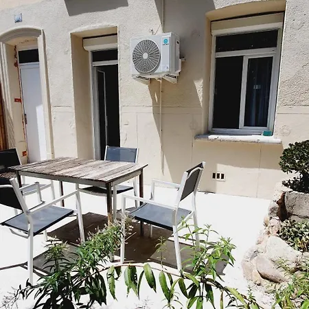 Apartament Via Domitia *