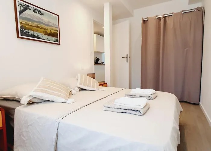 Apartment Via Domitia *