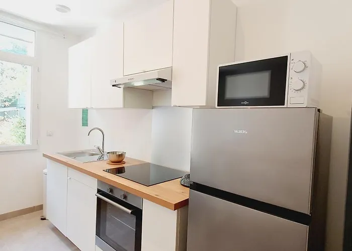 Via Domitia Apartment