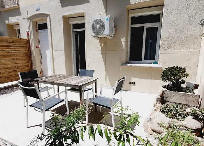 Apartment Via Domitia *